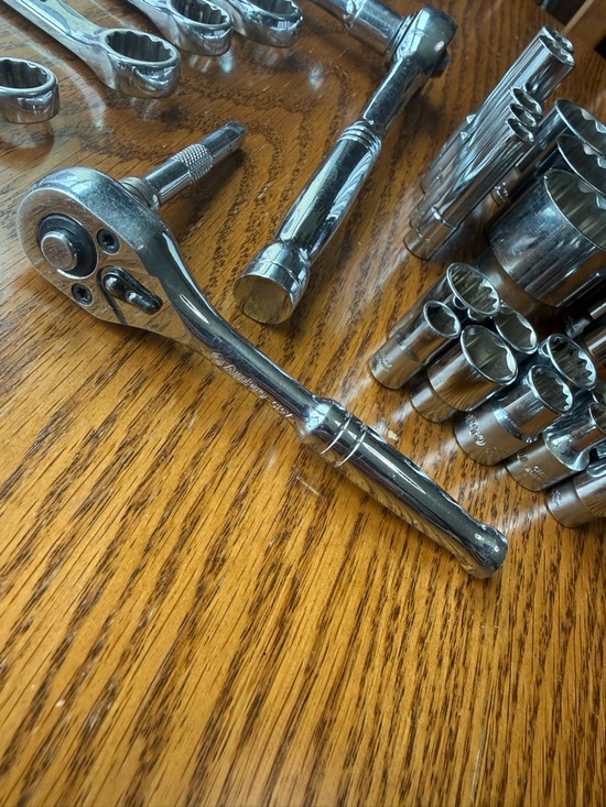 AmPro Chrome Vanadium Wrench/Ratchet Set - Picture 3 of 7